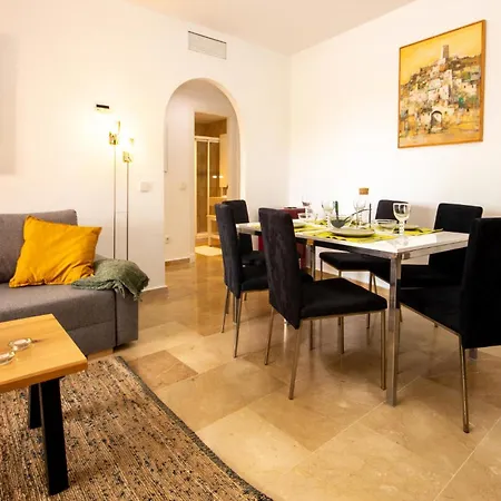 Apartment 2 Bedroom In